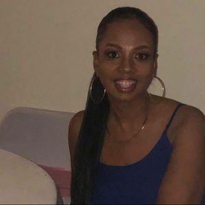 Meet your Posher, Ramona